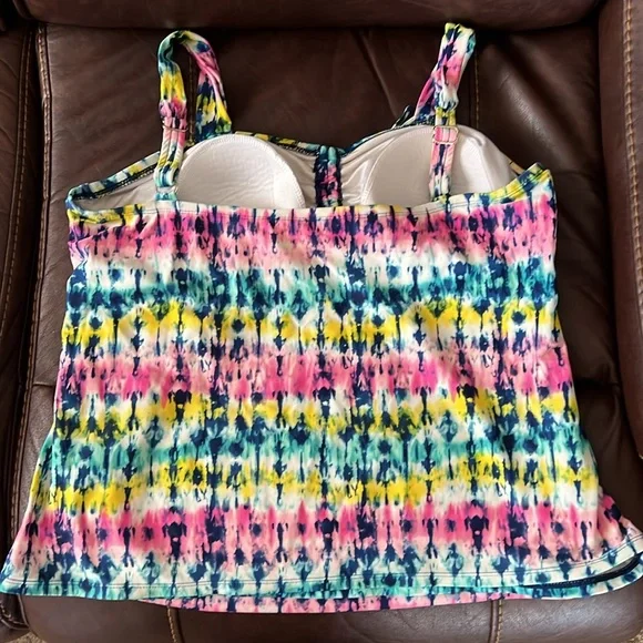 Tankini swim top - Picture 2 of 4